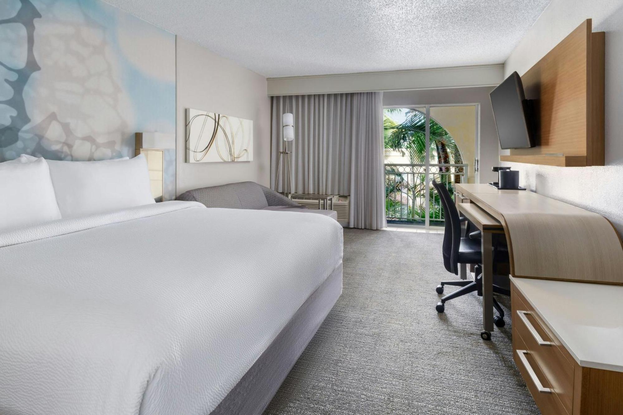 Courtyard By Marriott Fort Lauderdale North/Cypress Creek Экстерьер фото