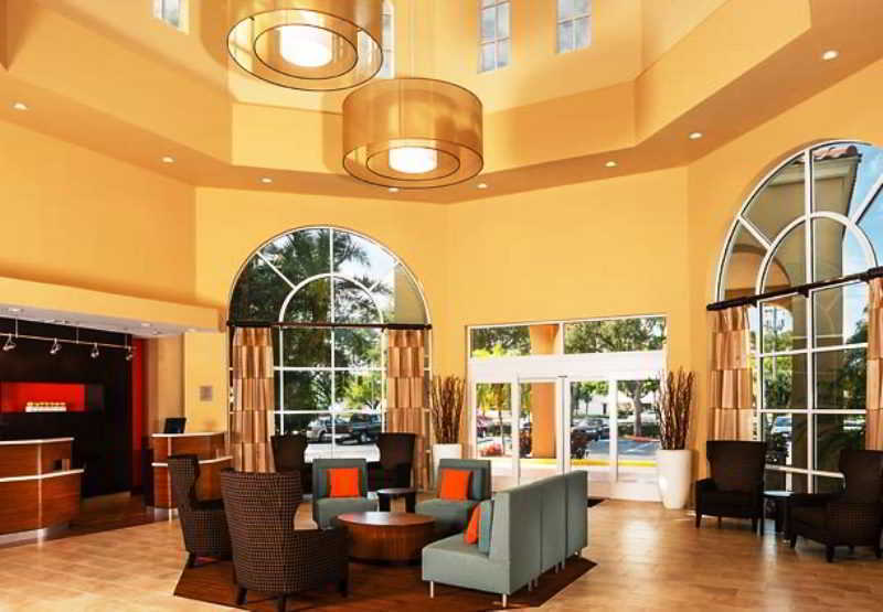 Courtyard By Marriott Fort Lauderdale North/Cypress Creek Экстерьер фото