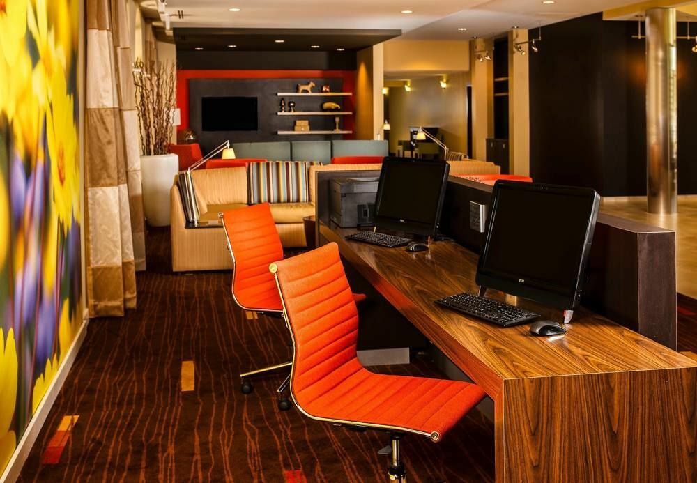 Courtyard By Marriott Fort Lauderdale North/Cypress Creek Экстерьер фото